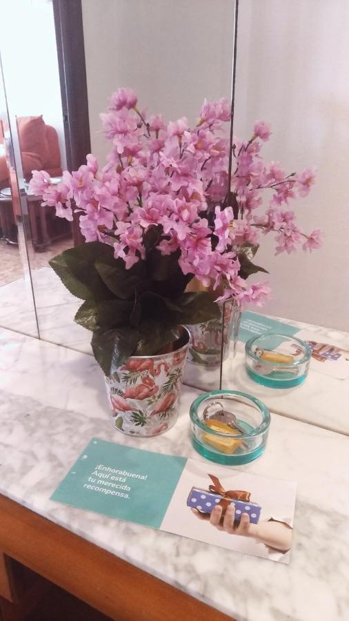 Appartamento Casa De Maria Valenza Esterno foto